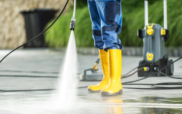 Best Local Pressure Washing Services  in Cleveland, OH